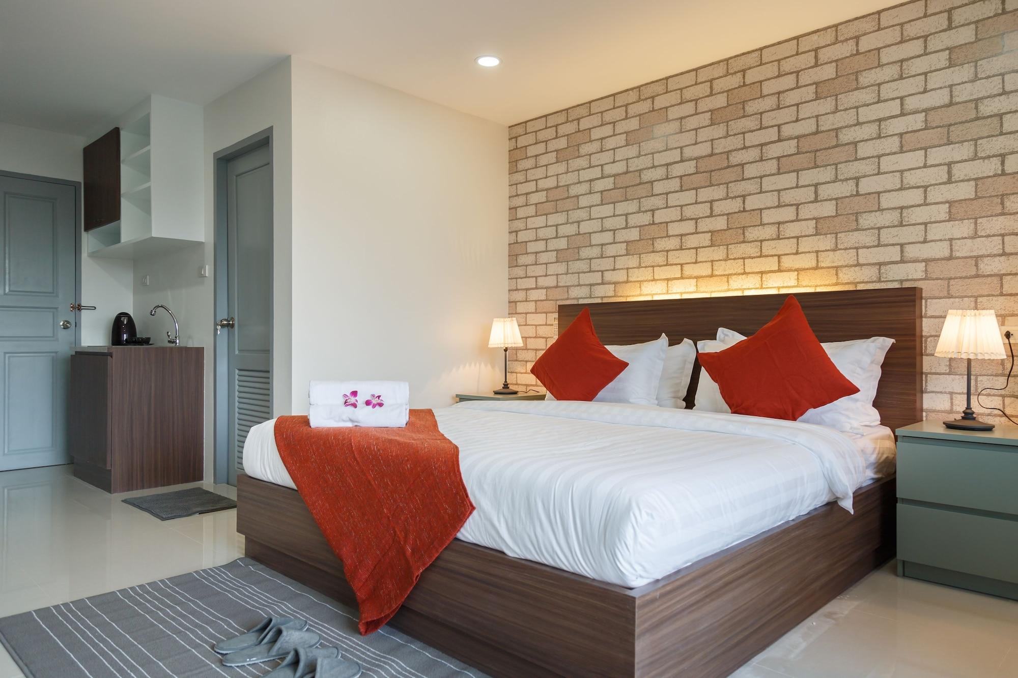 Q Space Residence Bangkok Luaran gambar