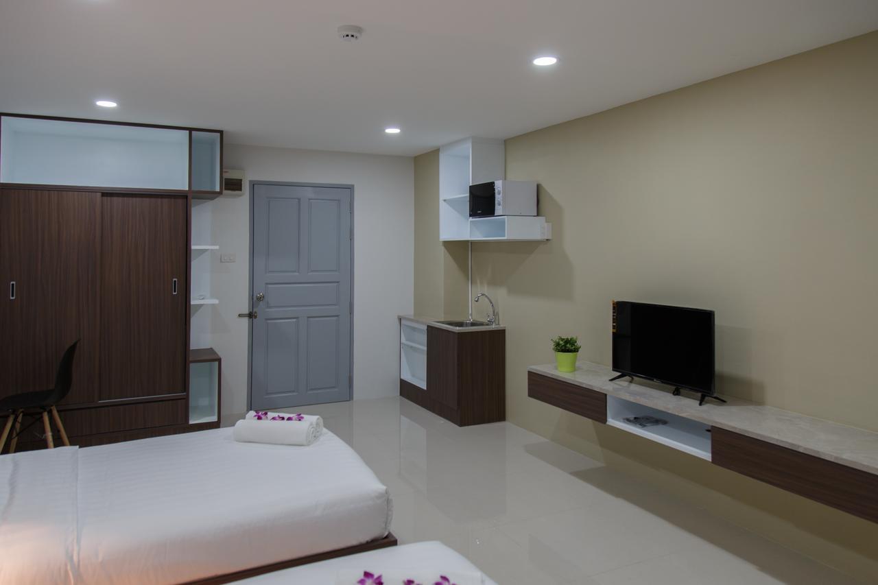 Q Space Residence Bangkok Luaran gambar